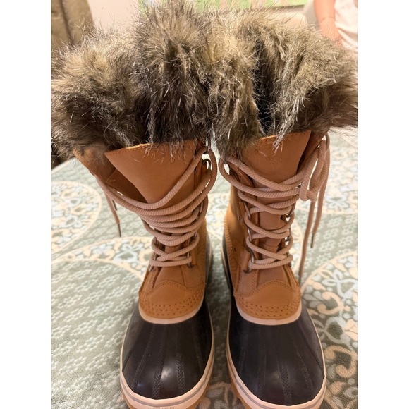 NWOT Sorel Joan of Arctic Waterproof Snow Boots Faux Fur Tan Black Women's 8.5 - Picture 4 of 9